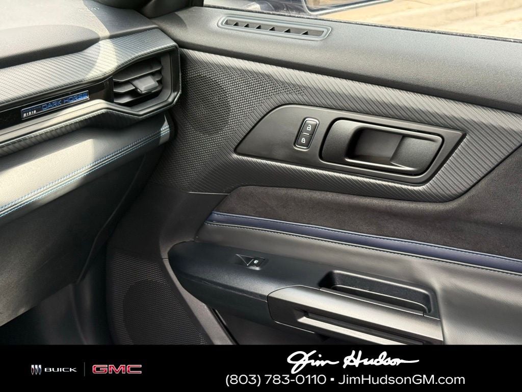 2025 Ford Mustang Dark Horse