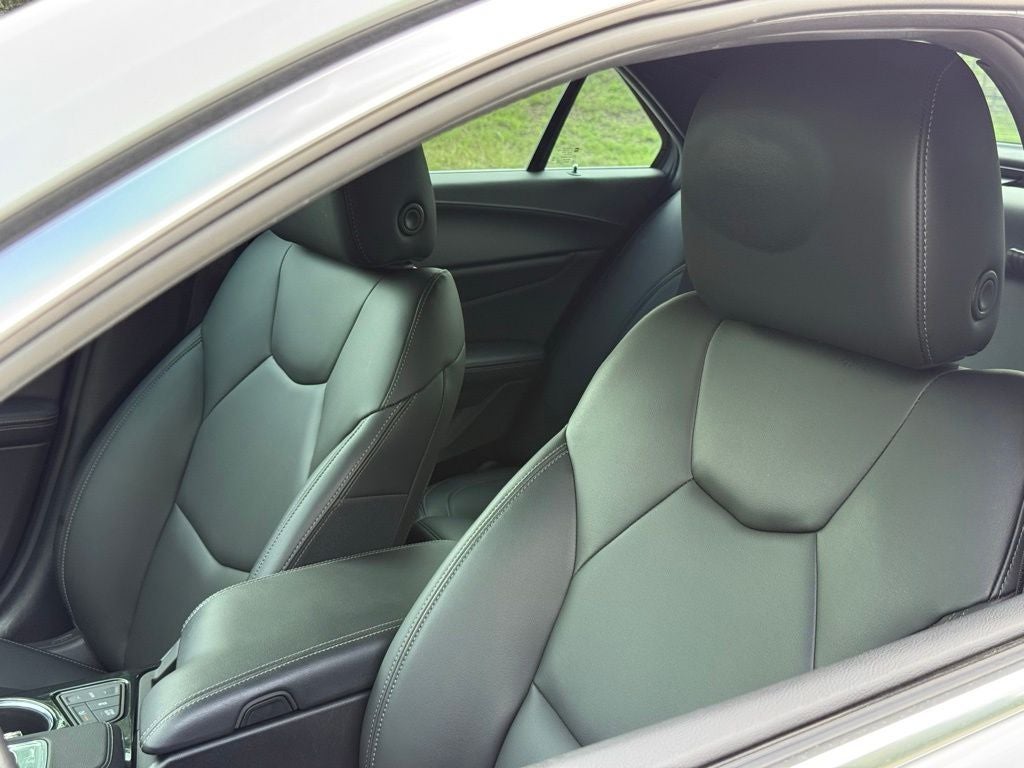 2023 Cadillac CT4 Luxury