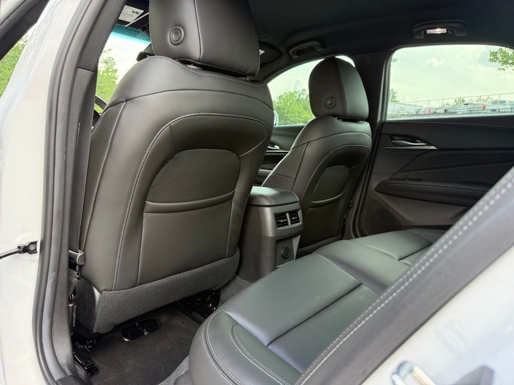 2023 Cadillac CT4 Luxury