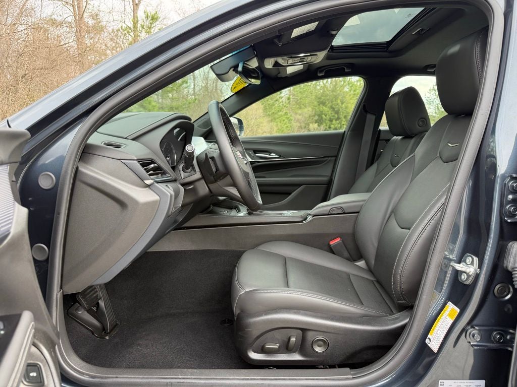 2025 Cadillac CT4 Premium Luxury