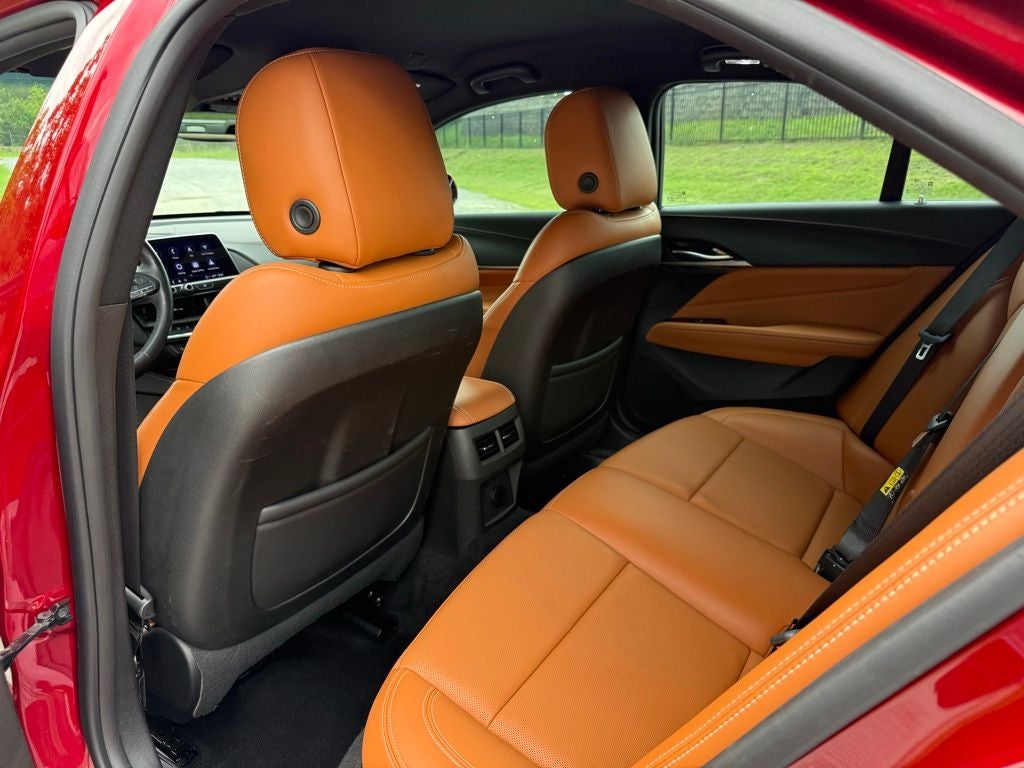 2023 Cadillac CT4 Premium Luxury