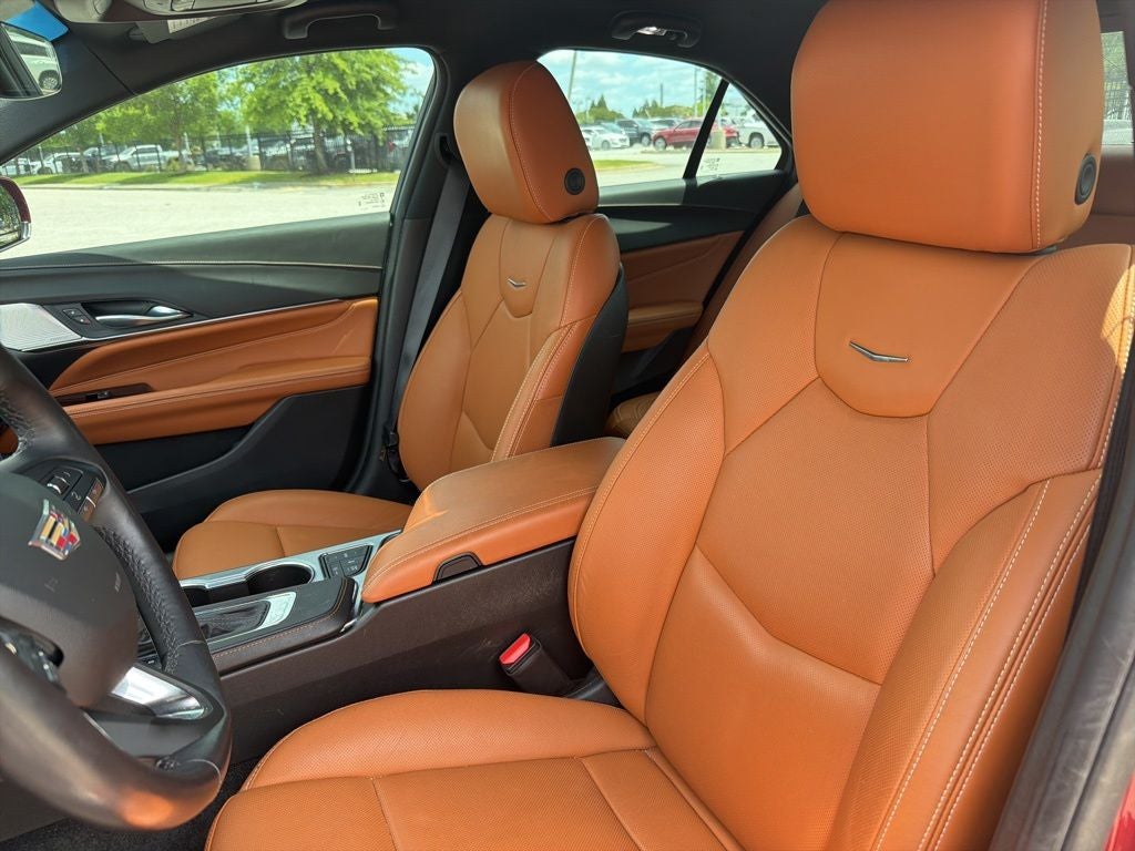2023 Cadillac CT4 Premium Luxury