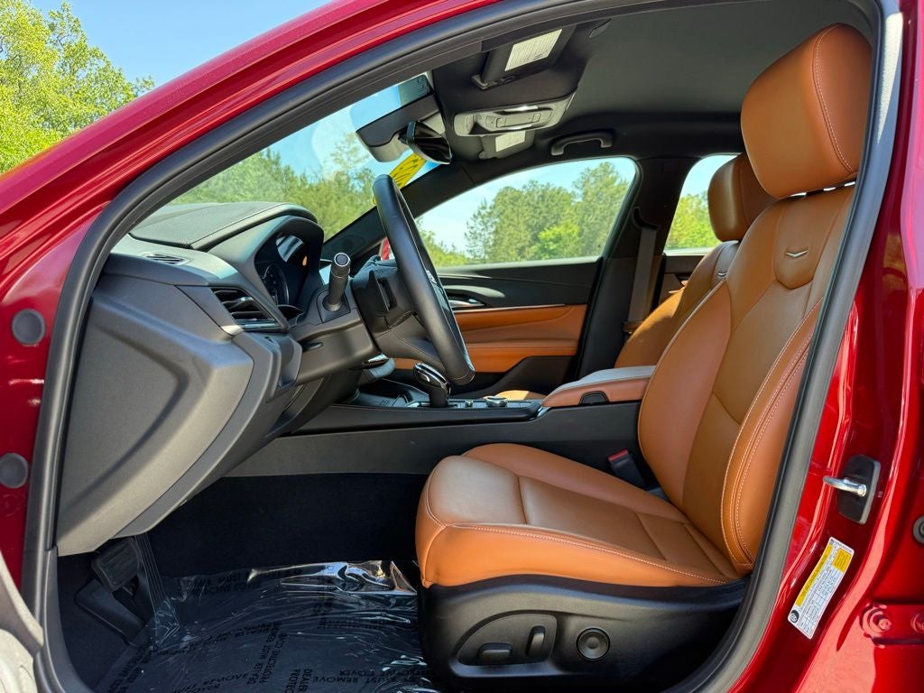 2025 Cadillac CT4 Premium Luxury