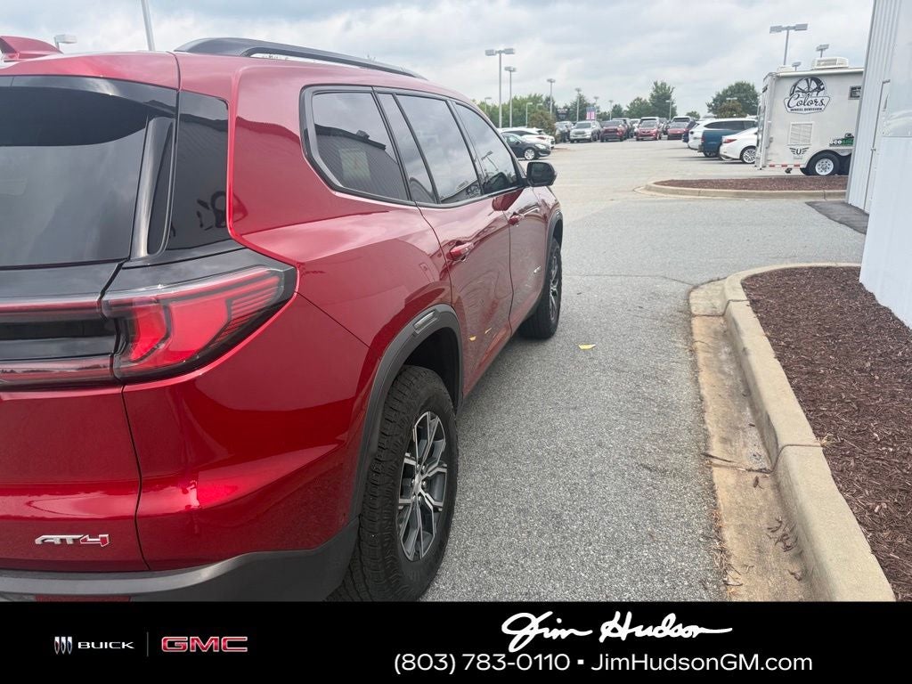 2024 GMC Acadia AT4