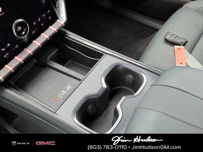 2024 GMC Acadia AT4