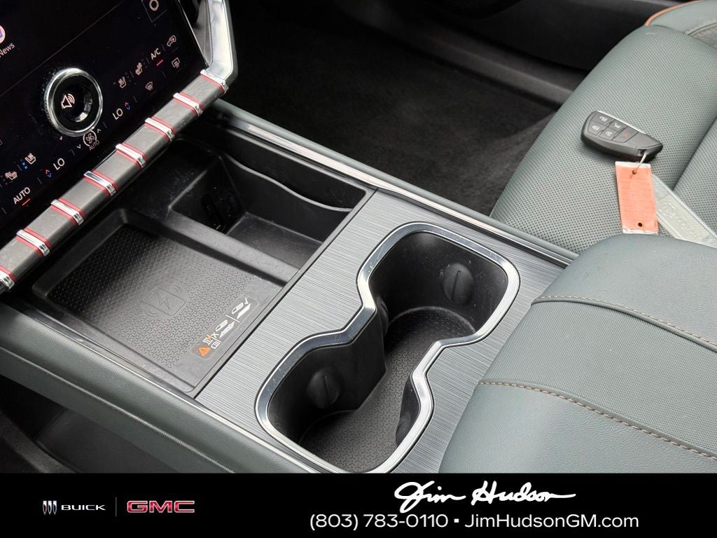 2024 GMC Acadia AT4