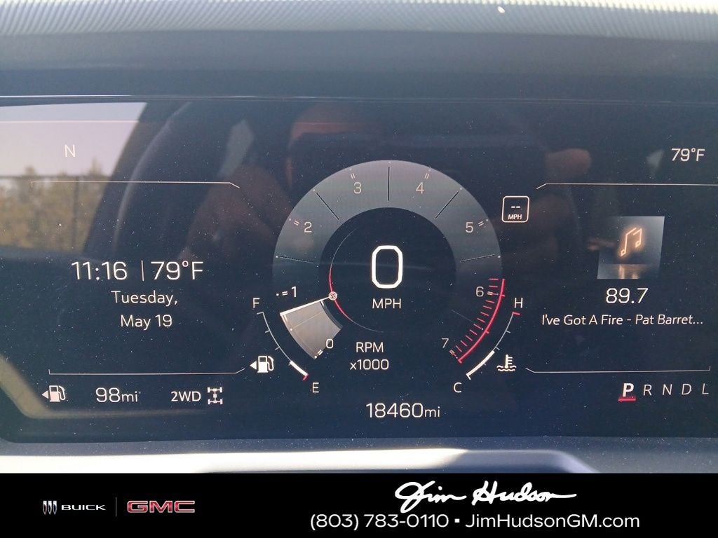 2024 GMC Acadia AT4