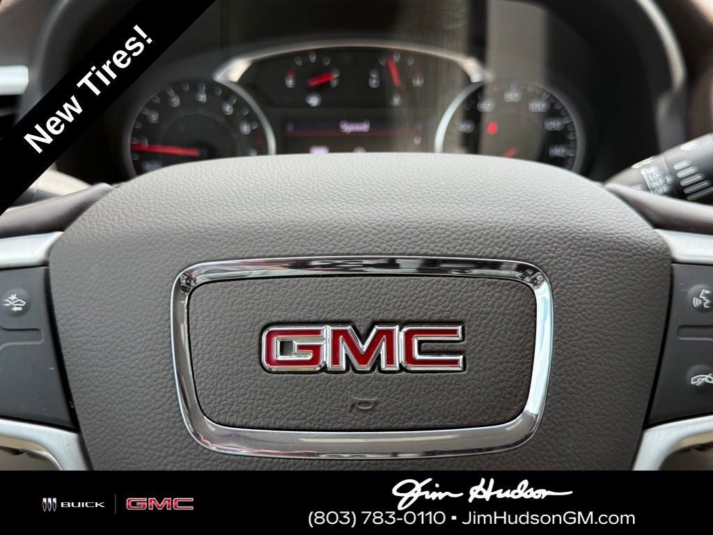 2023 GMC Acadia SLT