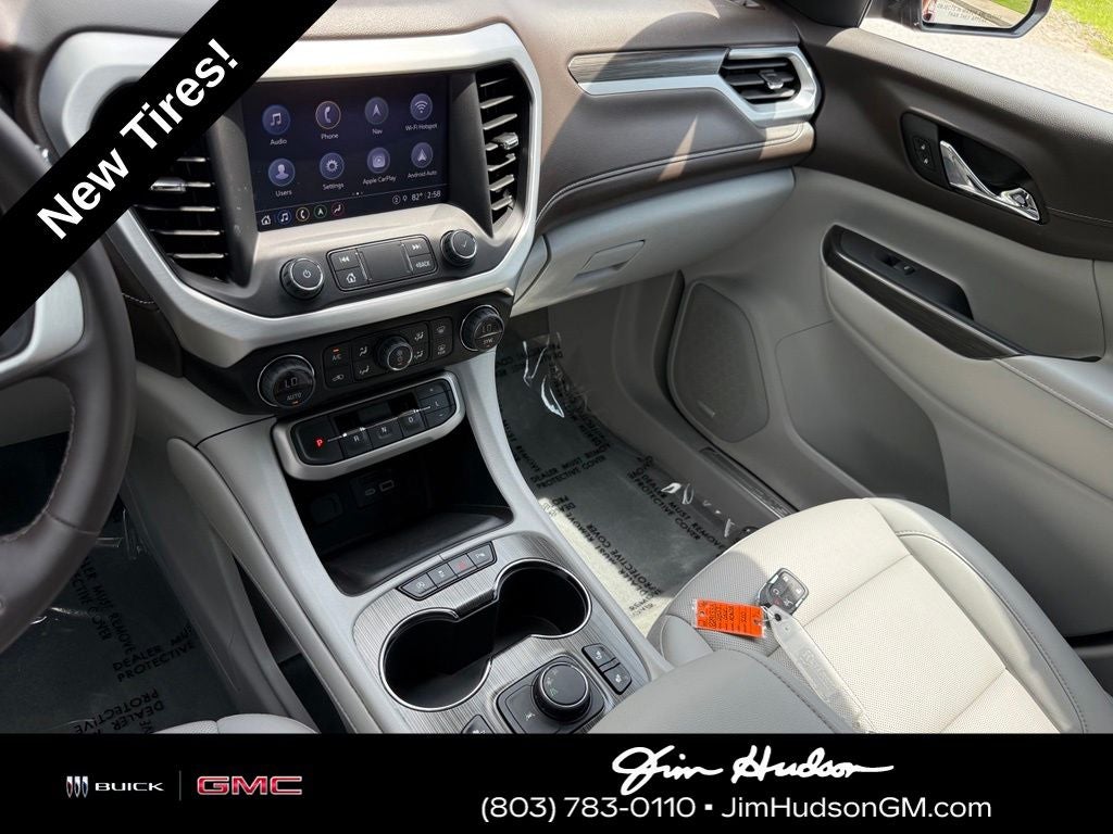 2023 GMC Acadia SLT