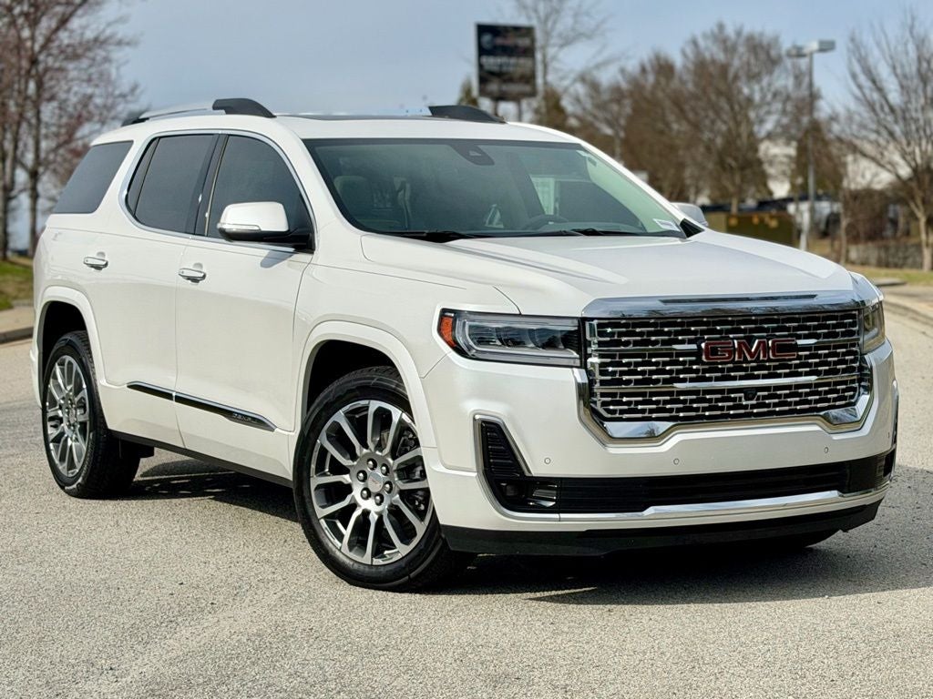 2023 GMC Acadia Denali