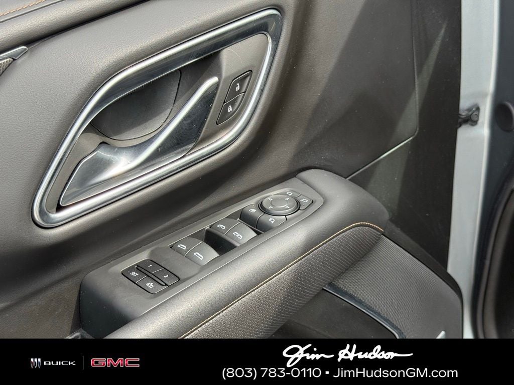 2023 GMC Yukon AT4