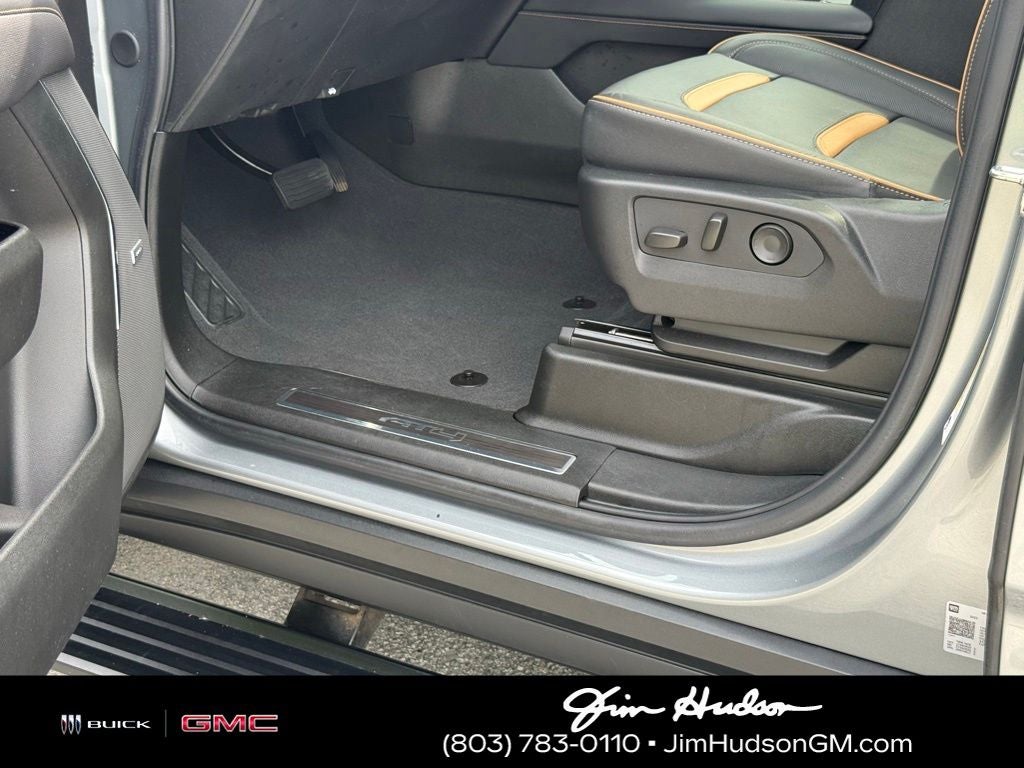 2023 GMC Yukon AT4