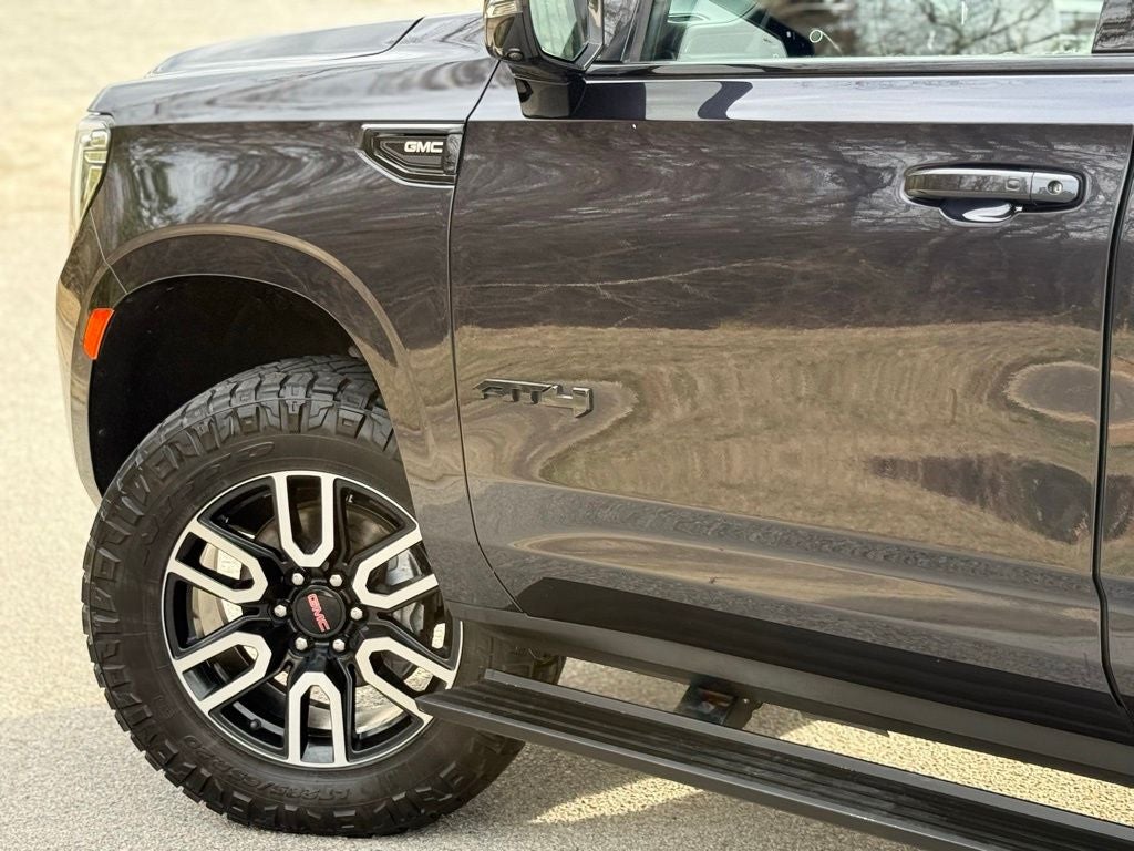 2023 GMC Yukon AT4