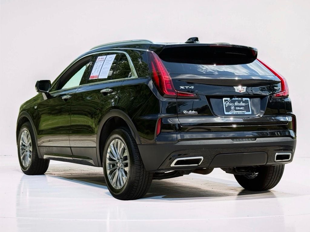 2025 Cadillac XT4 Premium Luxury