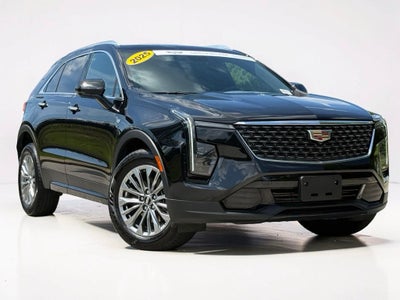 2025 Cadillac XT4 Premium Luxury