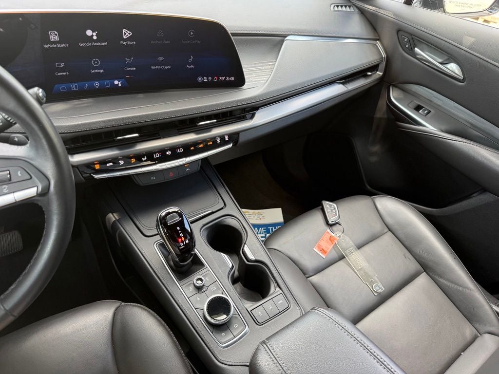 2025 Cadillac XT4 Premium Luxury