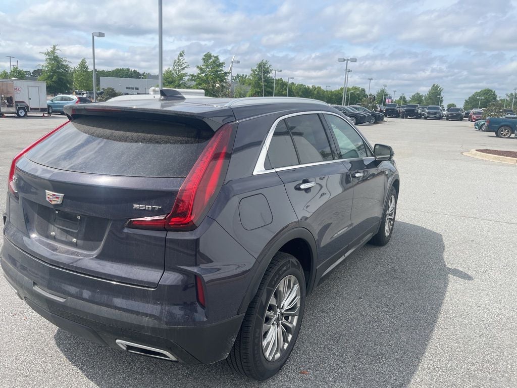 2025 Cadillac XT4 Premium Luxury