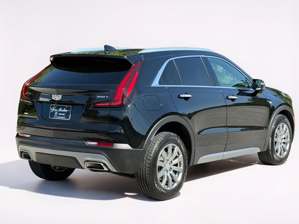 2021 Cadillac XT4 Premium Luxury