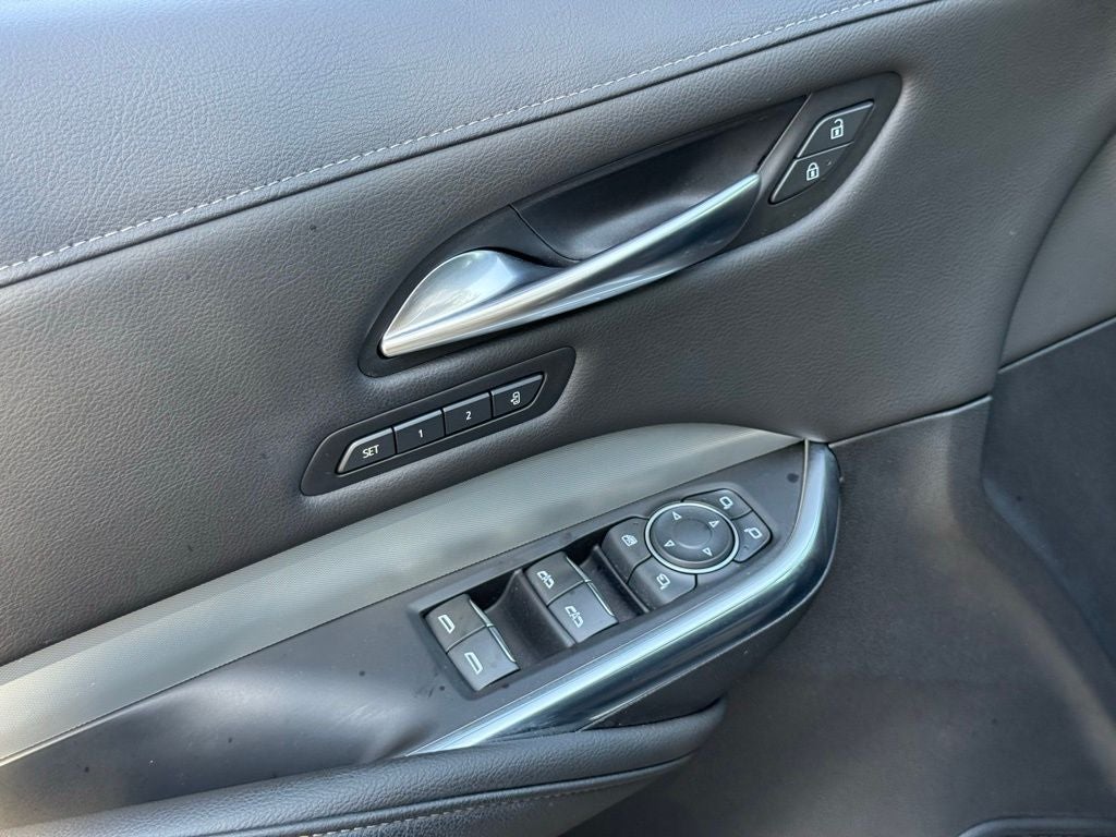 2021 Cadillac XT4 Premium Luxury