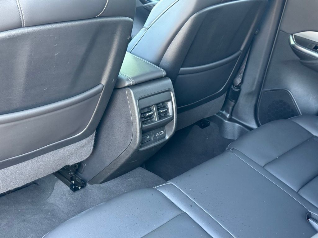 2021 Cadillac XT4 Premium Luxury