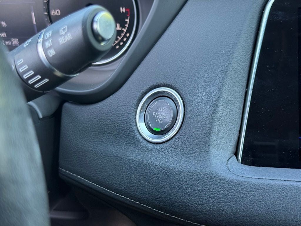 2021 Cadillac XT4 Premium Luxury