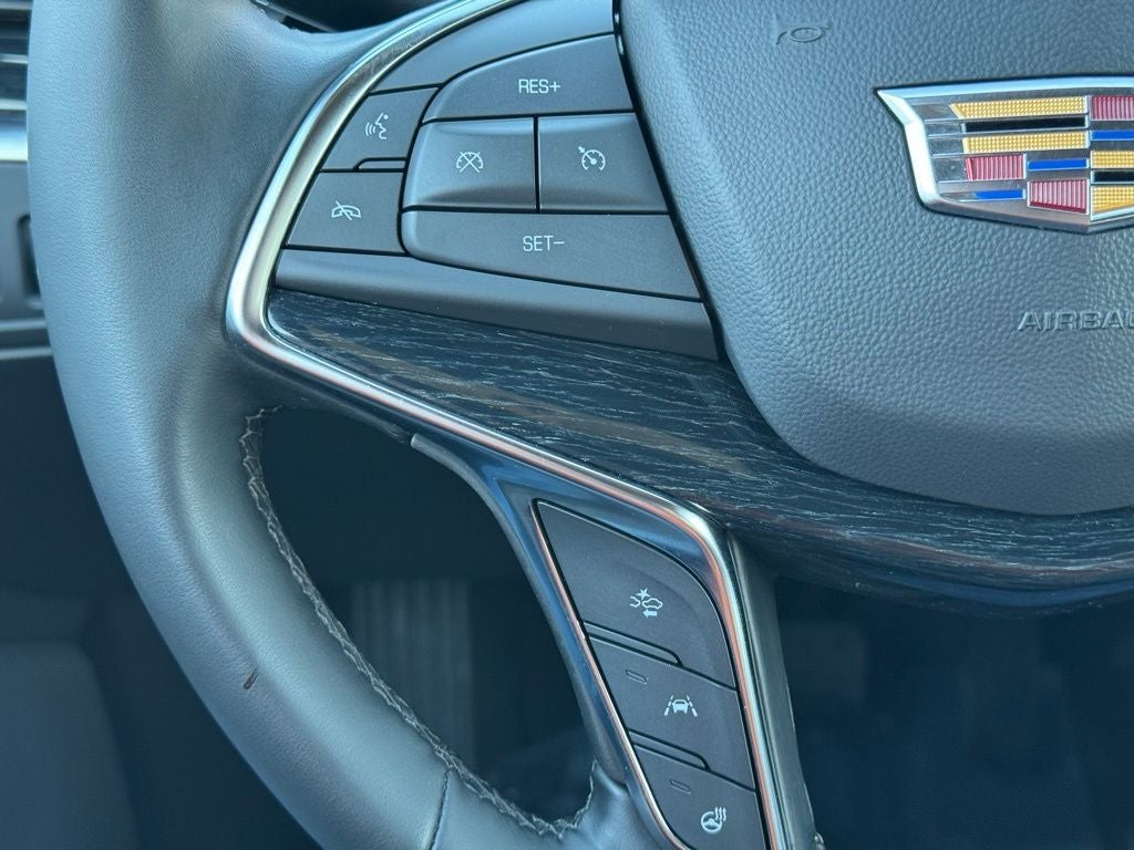 2025 Cadillac XT5 Premium Luxury