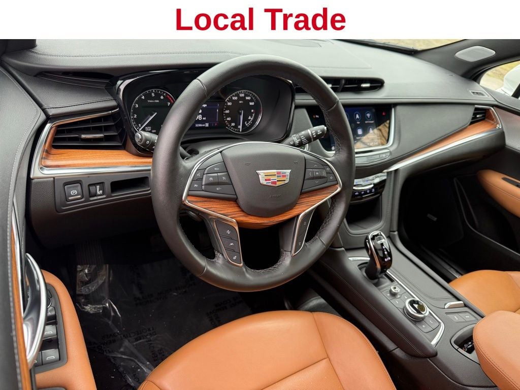 2022 Cadillac XT5 Premium Luxury