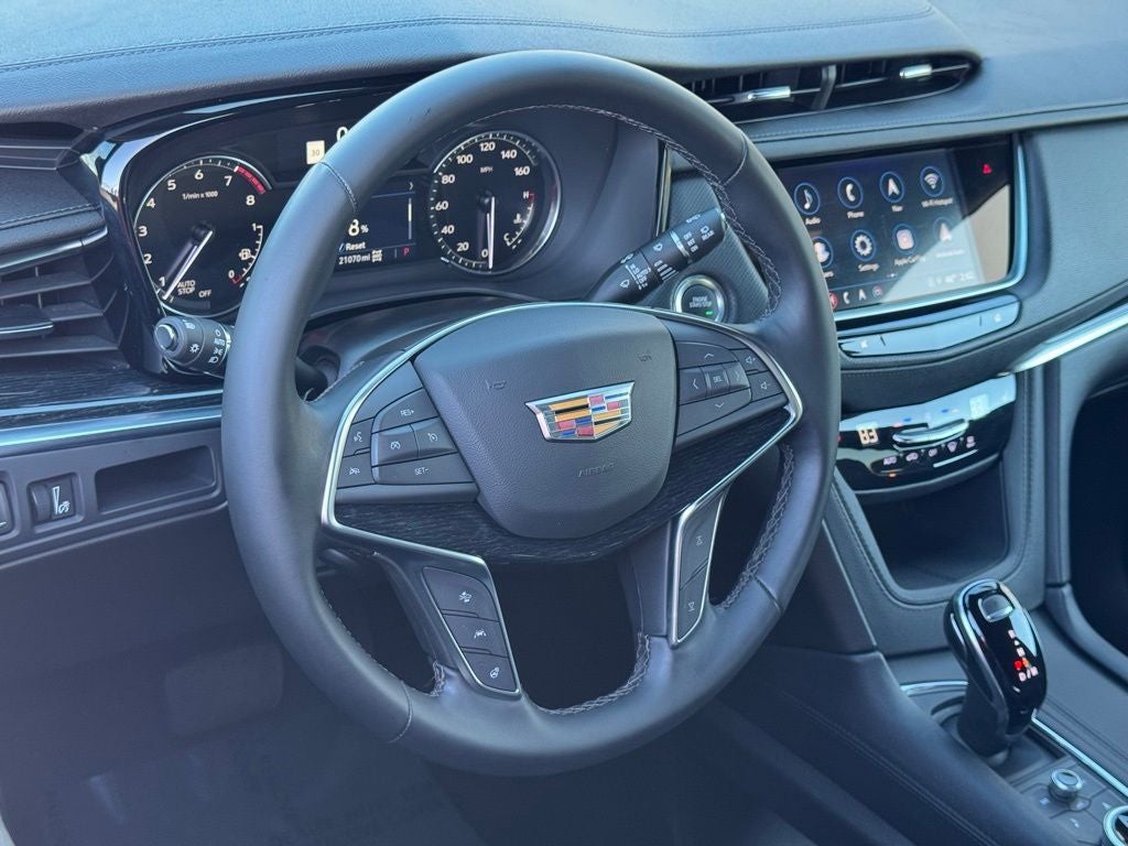 2025 Cadillac XT5 Premium Luxury