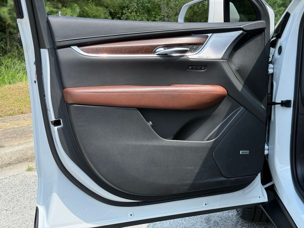 2020 Cadillac XT5 Sport