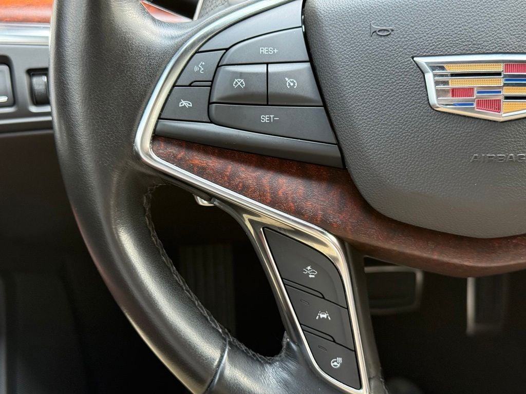 2020 Cadillac XT5 Sport