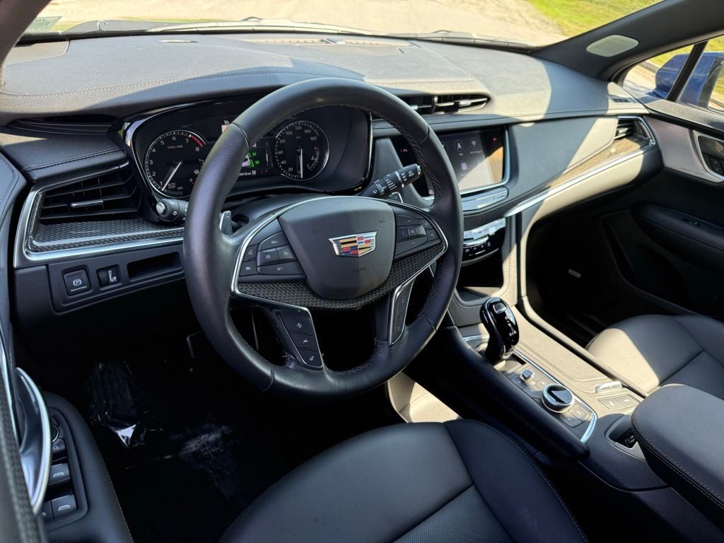 2023 Cadillac XT5 Sport