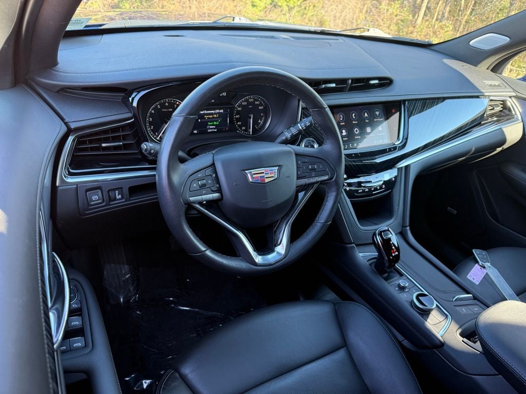 2025 Cadillac XT6 Premium Luxury