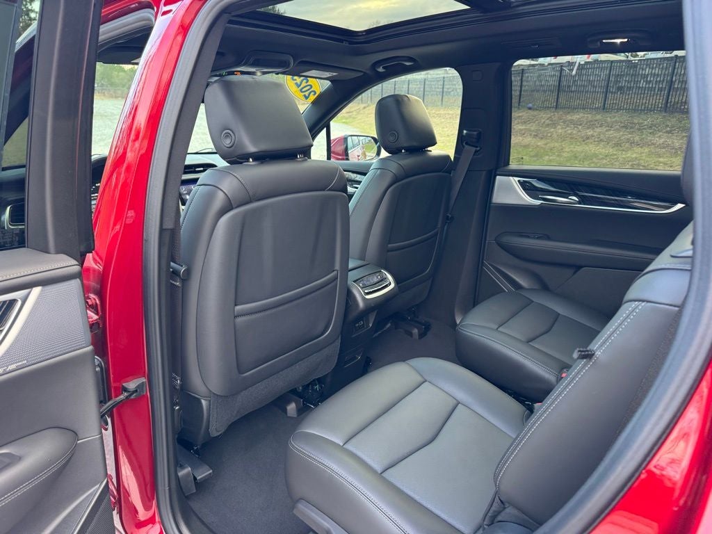 2025 Cadillac XT6 Premium Luxury