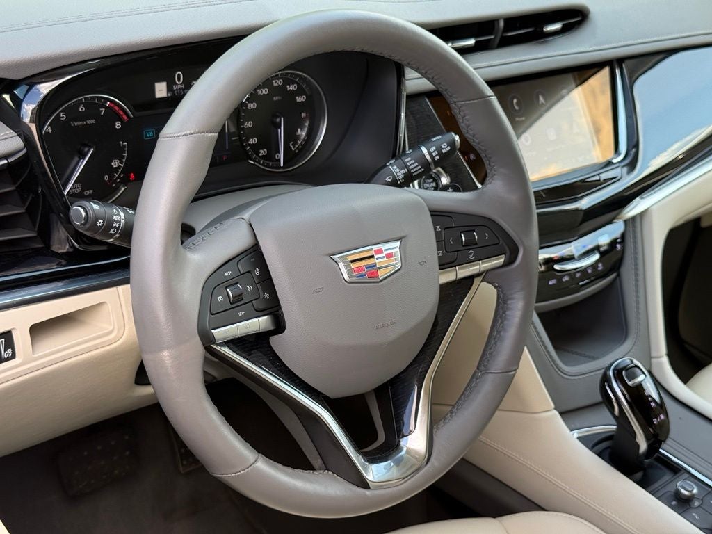 2024 Cadillac XT6 Premium Luxury