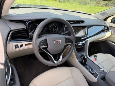 2024 Cadillac XT6 Premium Luxury