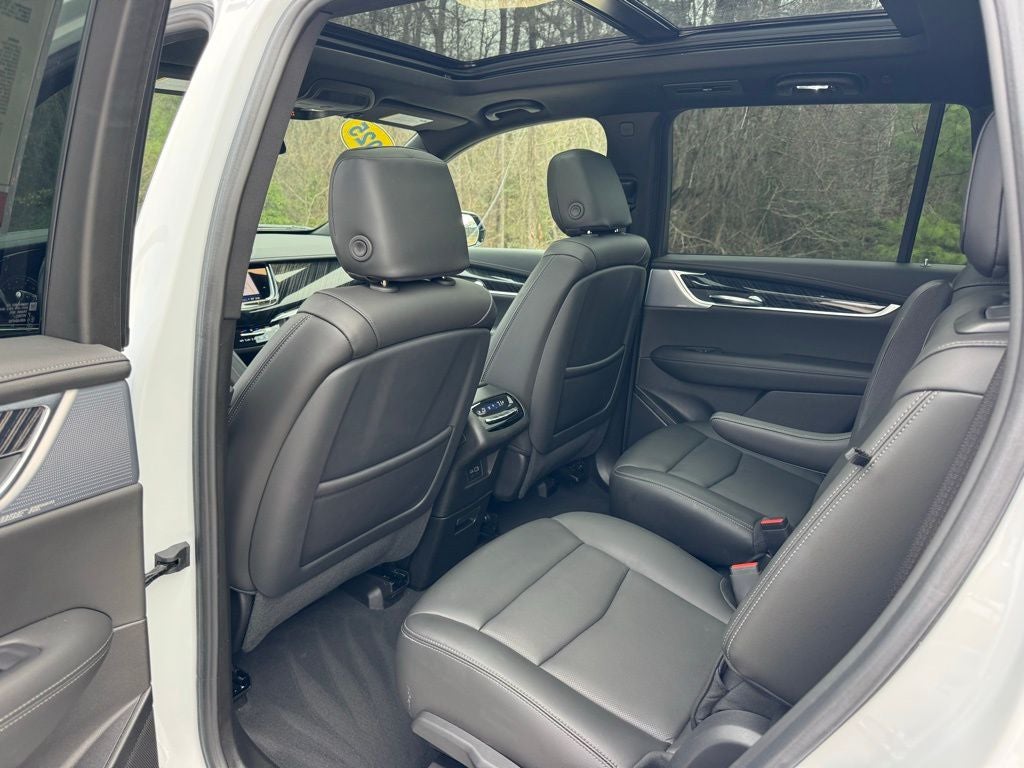 2025 Cadillac XT6 Premium Luxury