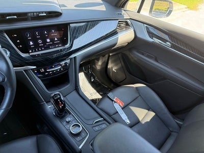 2024 Cadillac XT6 Premium Luxury