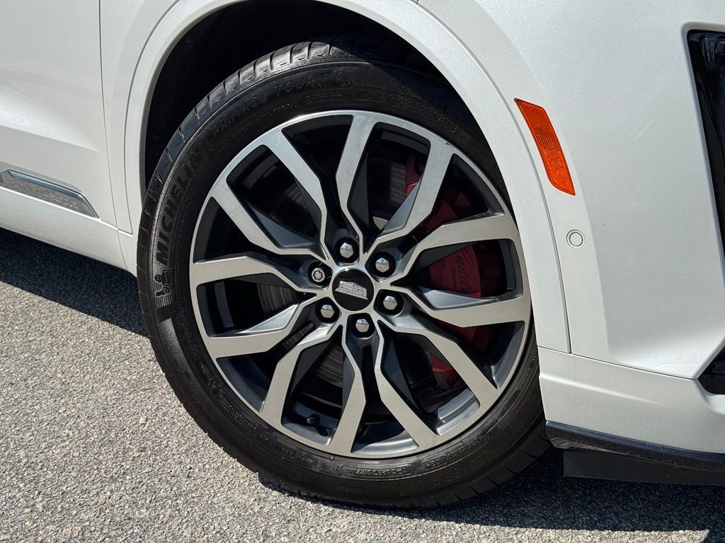 2023 Cadillac XT6 Sport