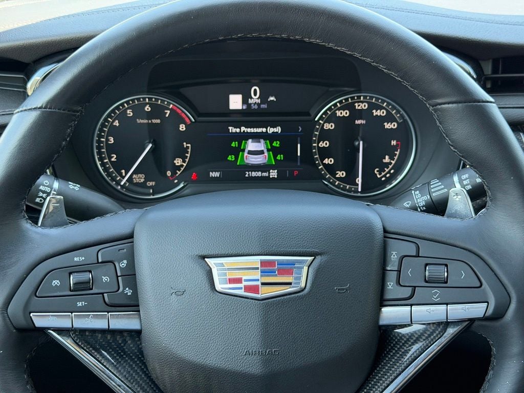 2024 Cadillac XT6 Sport
