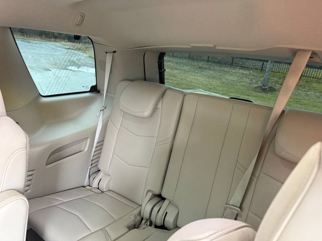 2017 Cadillac Escalade Luxury