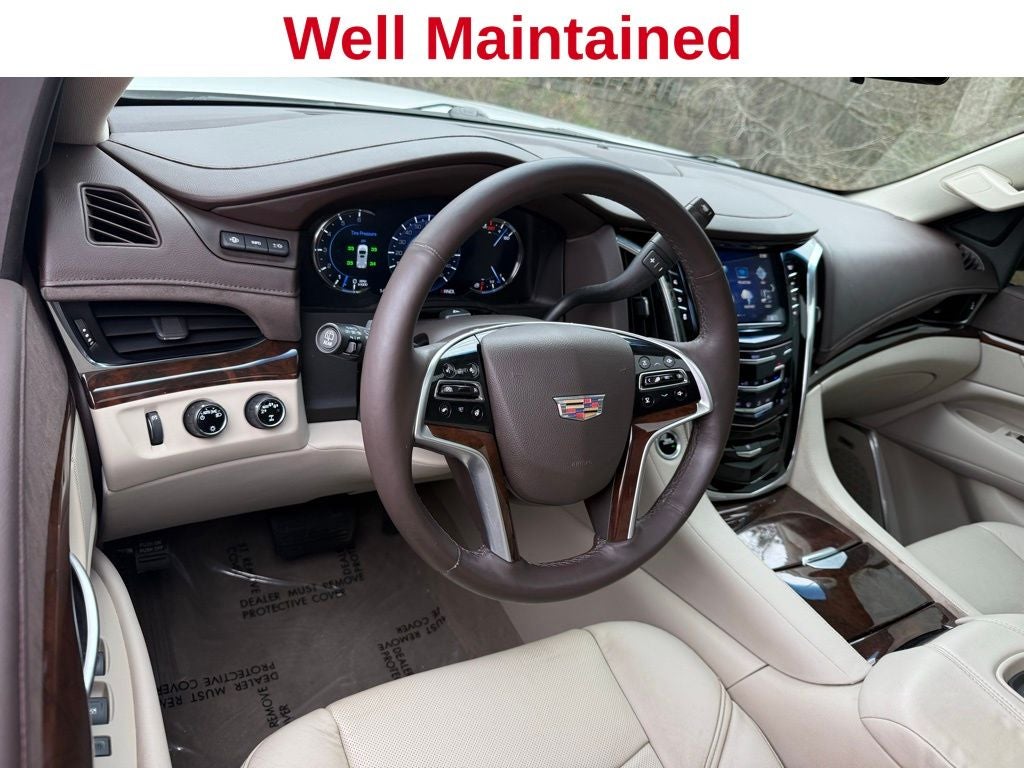 2017 Cadillac Escalade Luxury