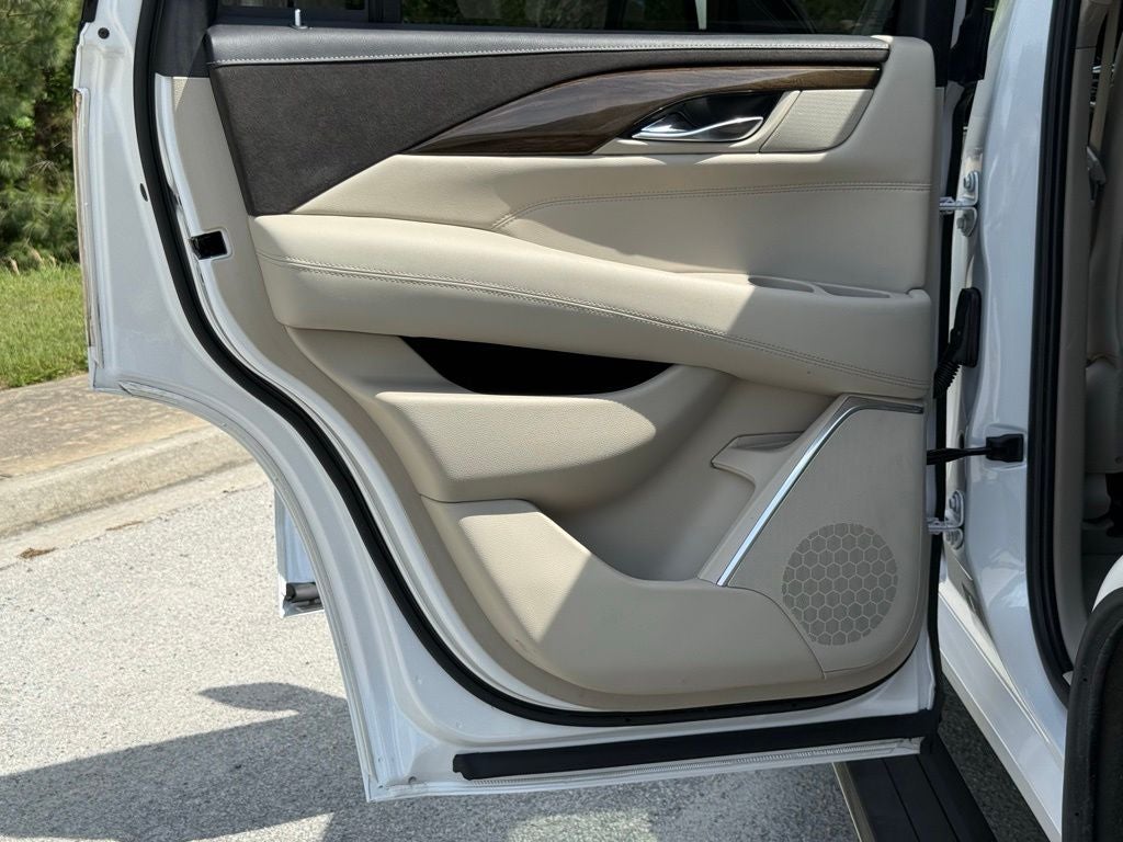 2020 Cadillac Escalade Premium Luxury