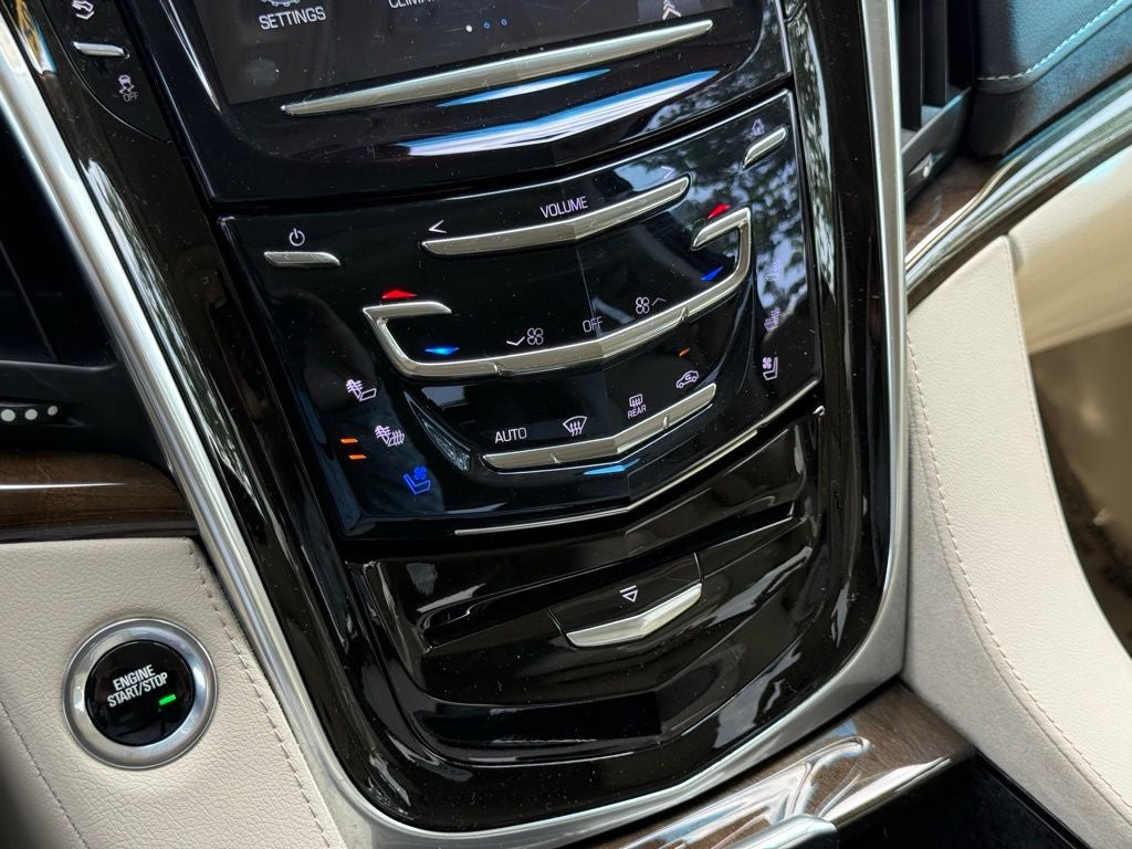 2020 Cadillac Escalade Premium Luxury