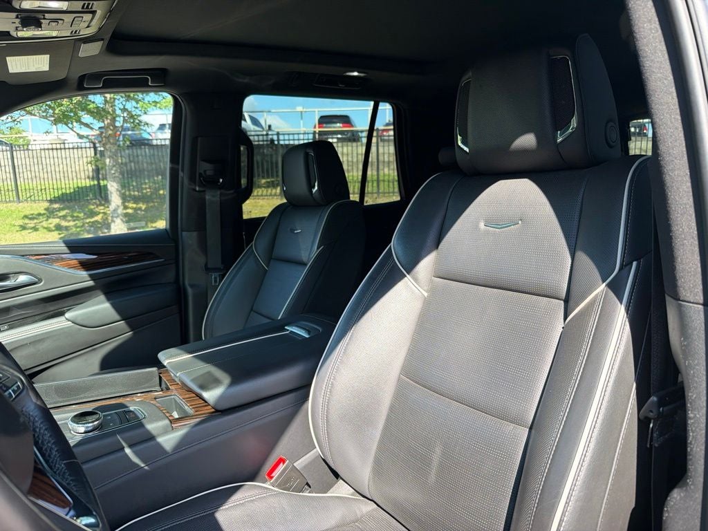 2024 Cadillac Escalade Premium Luxury