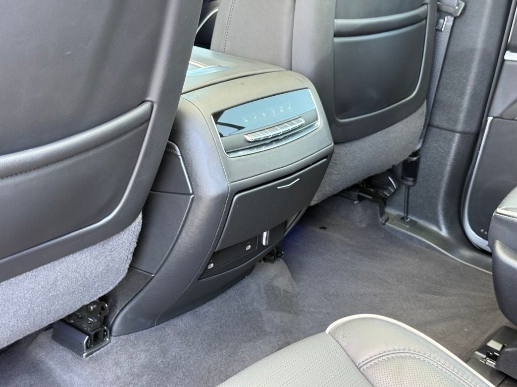 2024 Cadillac Escalade Premium Luxury