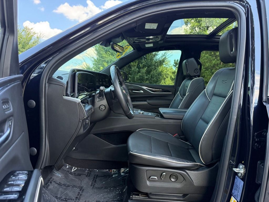 2023 Cadillac Escalade Sport