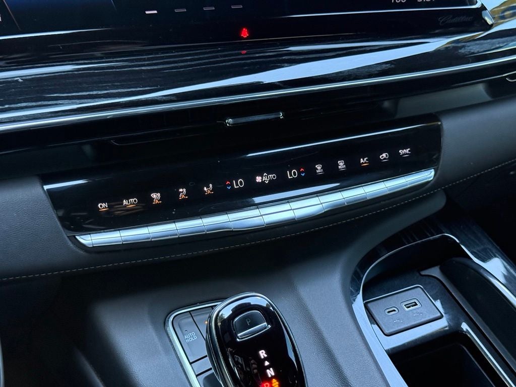 2023 Cadillac Escalade Sport
