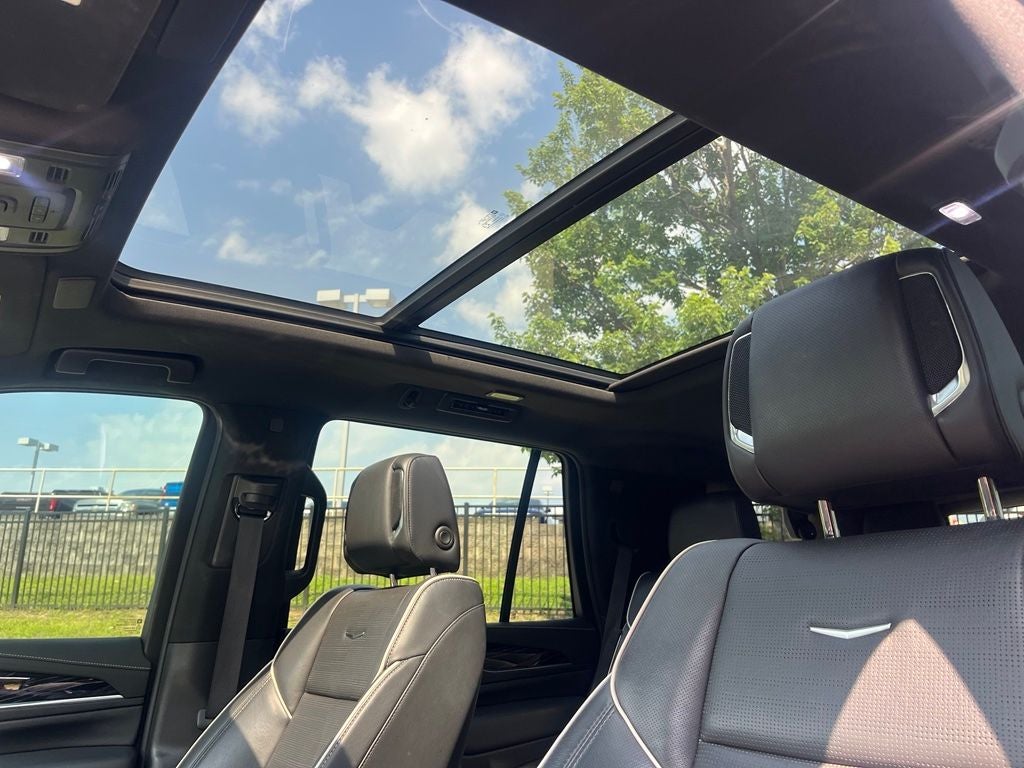 2023 Cadillac Escalade Sport