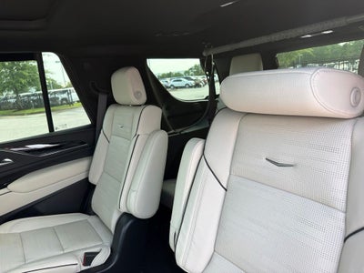 2024 Cadillac Escalade Sport