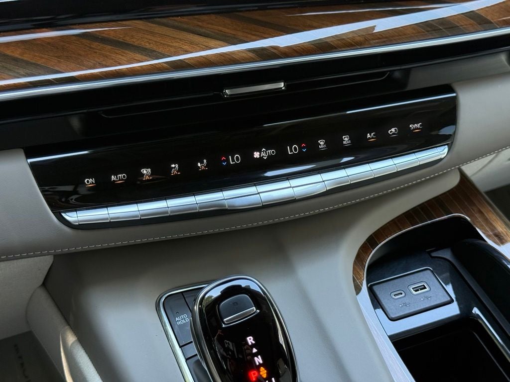 2024 Cadillac Escalade Sport Platinum